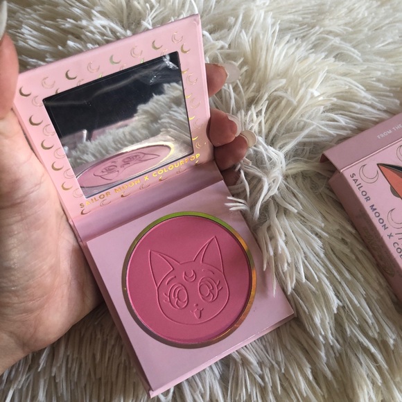 Sailor Moon x Colourpop From the moon blush - Picture 3 of 7